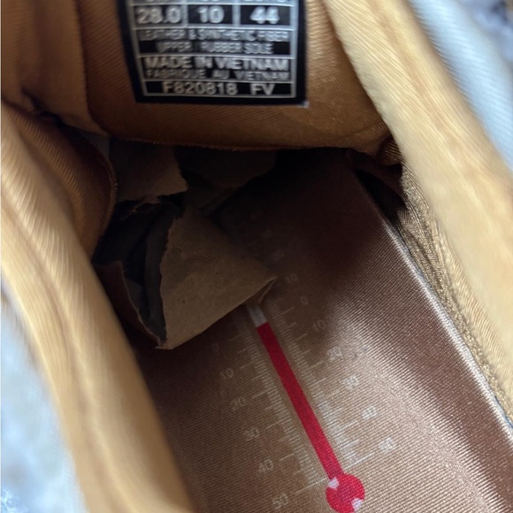 Asics Brown and Tan Sneakers with Rugged Design - Picture 7 of 7